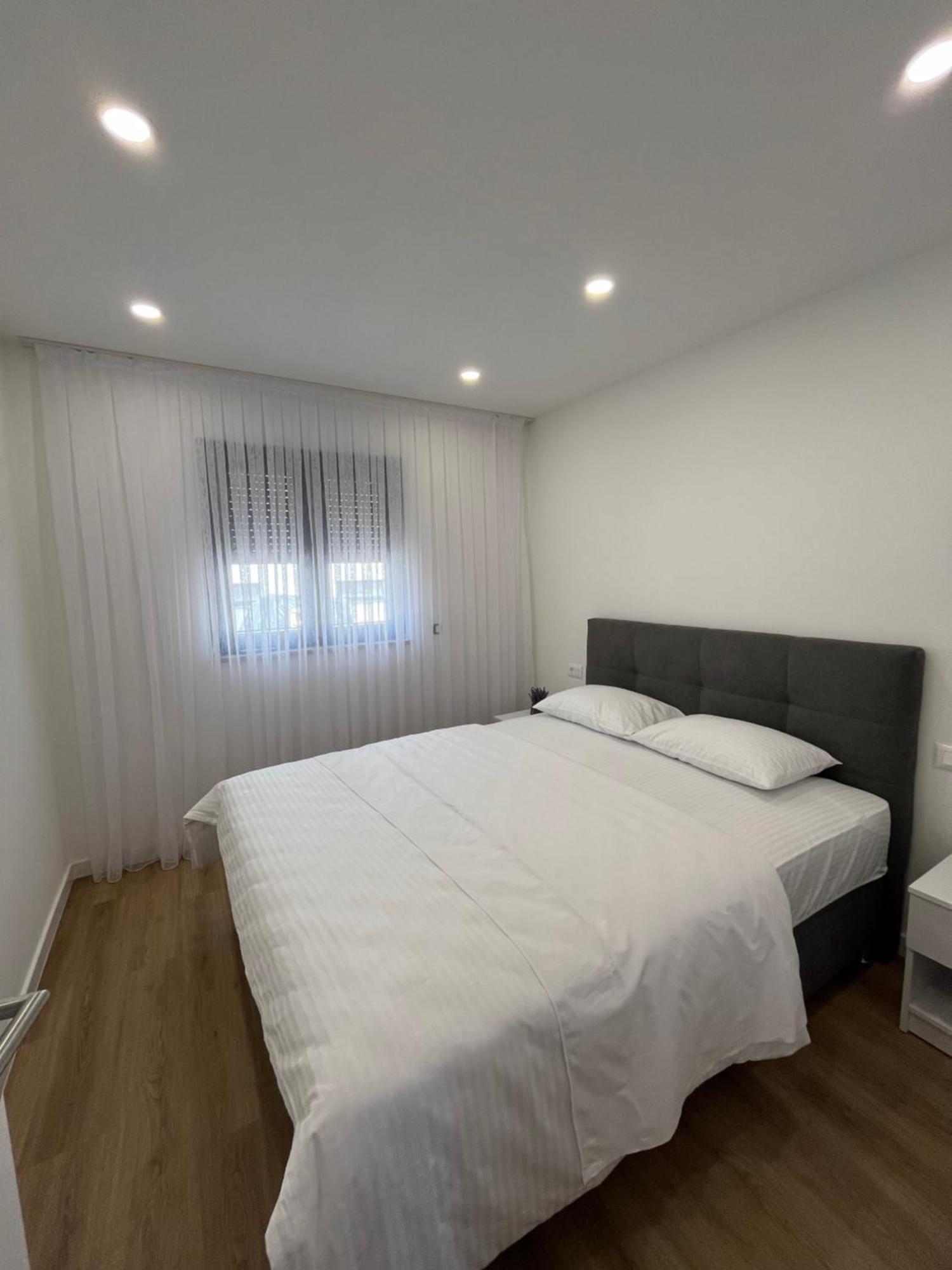 Apartment Ema
