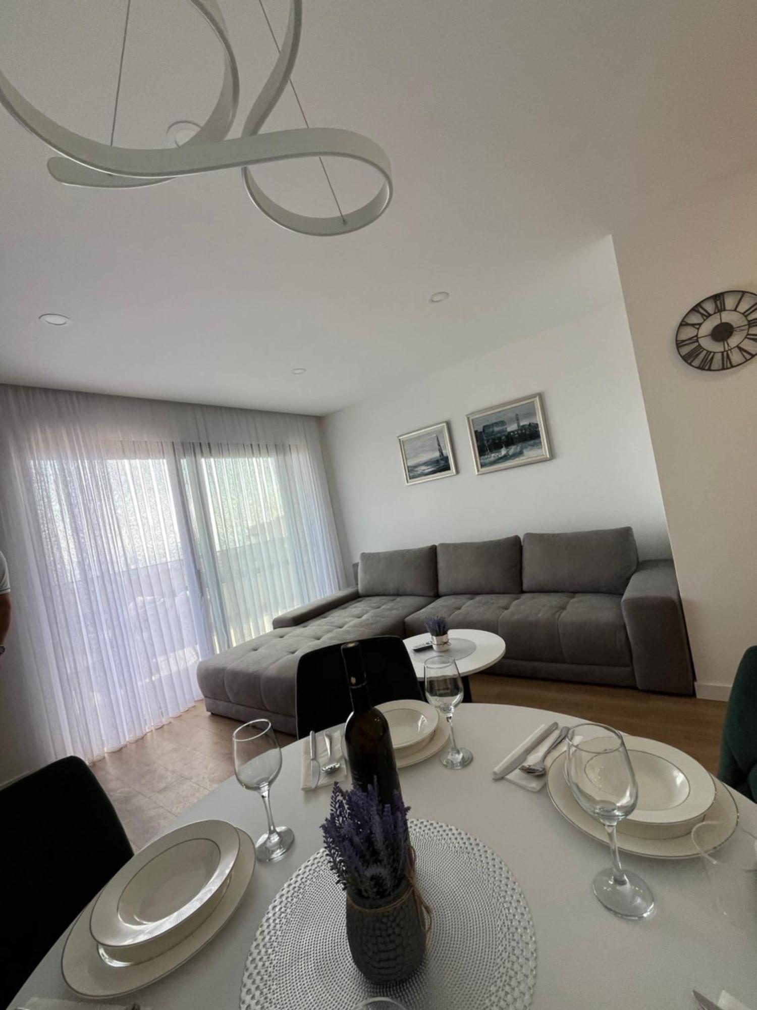 Apartment Ema Makarska